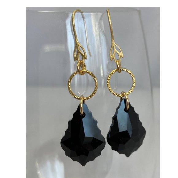 Rhema Jewels Swarovski Jet Earring - Picture 2 of 15